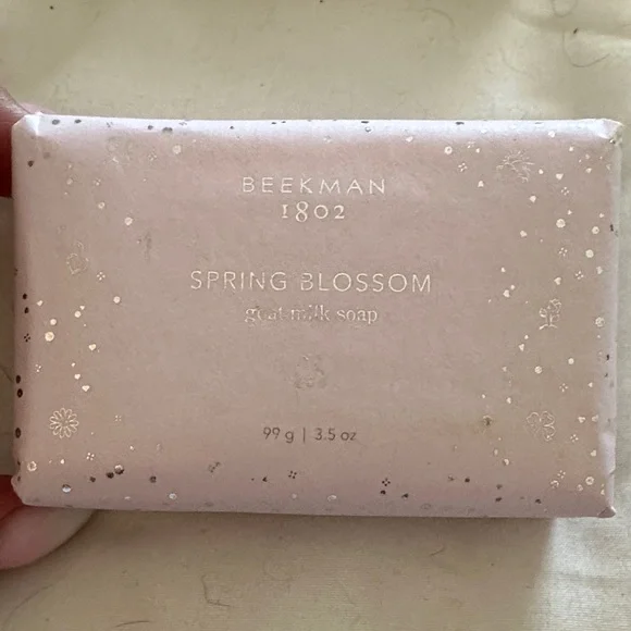 Beekman 1802 Goat Milk Soap Set - Yellow, Black, White, Cream - Picture 5 of 5